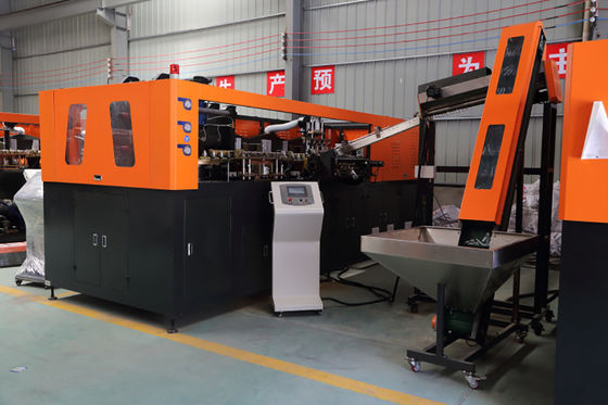 Volledig Automatische Blazende Vormende Machine 100mm In drie stadia 2L van de Huisdieren Lineaire Fles