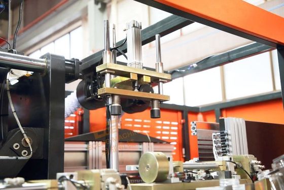 Automatische de Slag van de Waterfles het Vormen Machine 1500BPH 5liter Eceng Q5L2 48kW