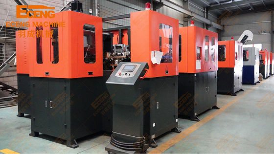 Van de het Huisdierenslag van de Ecengq6000 Rek het Afgietselmachine 4cavity voor de Lijn van de Mineraalwaterfles