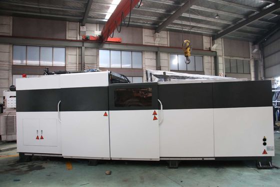K8 0.5-2L Vinnige waterfles blaasmachine 65kW Hoog efficiënt met 8 holte