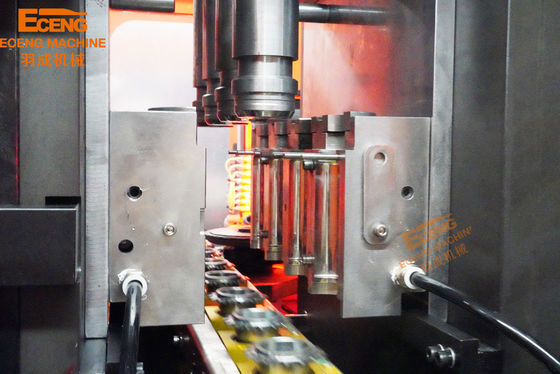 Voedsel Cas PET Jar Stretch Blow Moulding Moulding Machine 4 holtes Hoge efficiëntie