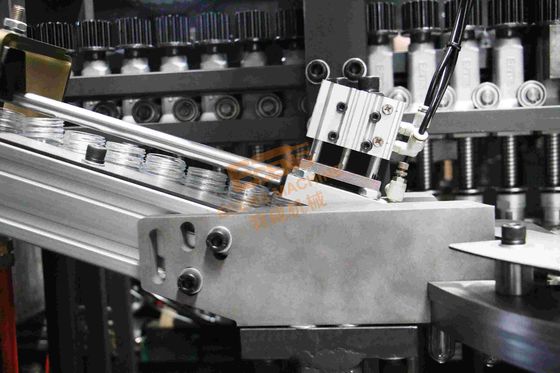 12 holtes Stretch Blow Moulding Machine Volledig automatisch 26000 BPH