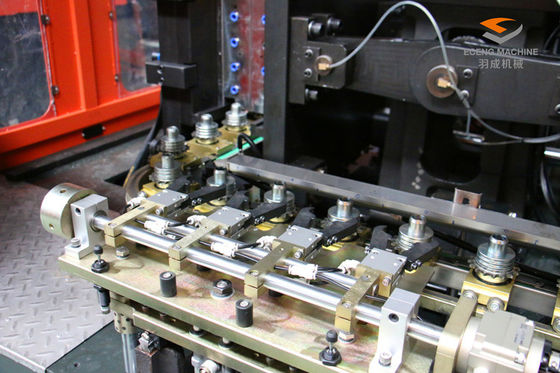 2000ml van het de Slagafgietsel van de HUISDIERENrek de Maker van de de Machine3900kg Fles