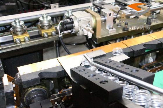 6000bpn 4 de Flessen Blazende Machine 4.5*2.0*2.3m van het Holte volledig Automatische HUISDIER
