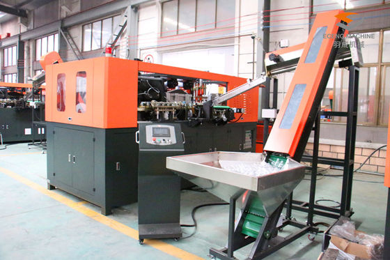 6000bpn 4 de Flessen Blazende Machine 4.5*2.0*2.3m van het Holte volledig Automatische HUISDIER
