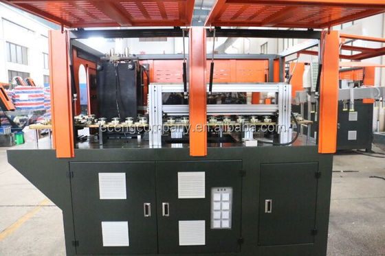 2200BPH plastic Jerry Can Blow Molding Machine 380V/50HZ met Brede Halsmond