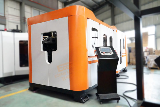 K5L4 Stretch Automatic Blowing Machine 3000-4000BPH Maximaal volume 5000 ml